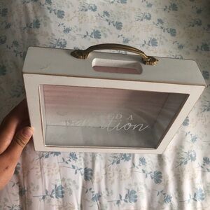 Money bank to save up for ✨vacay✨